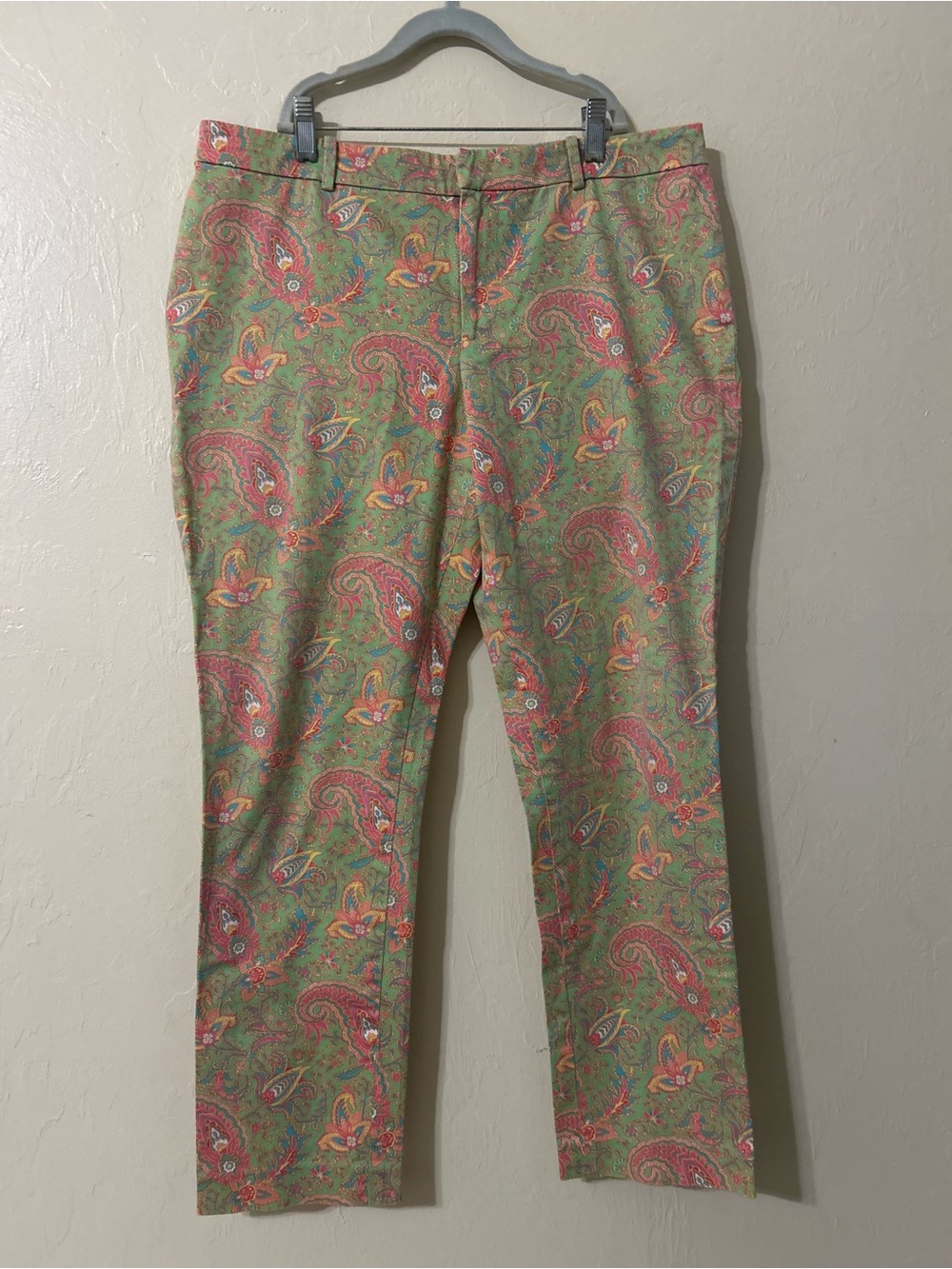 Lauren Ralph Lauren Green Paisley Straight-Leg Pants with Coral Accents